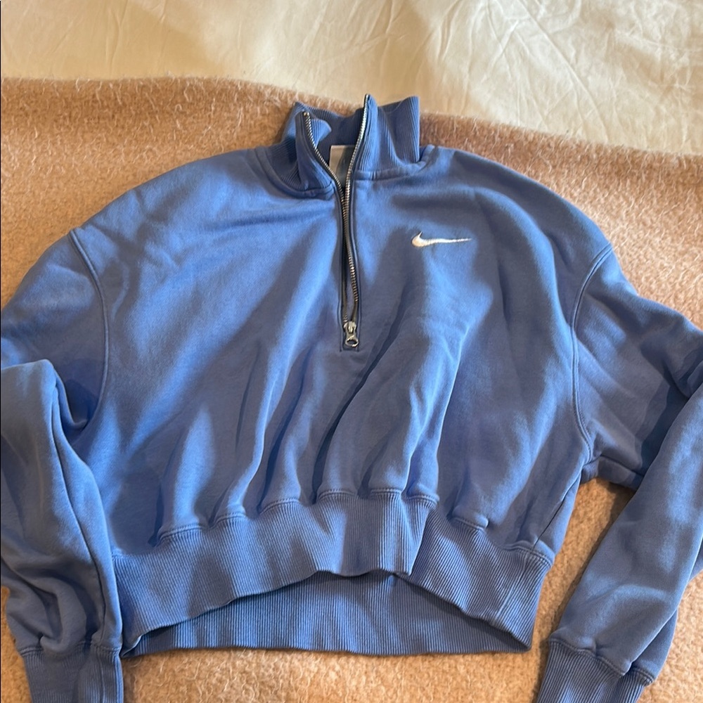 Nike sweatshirt